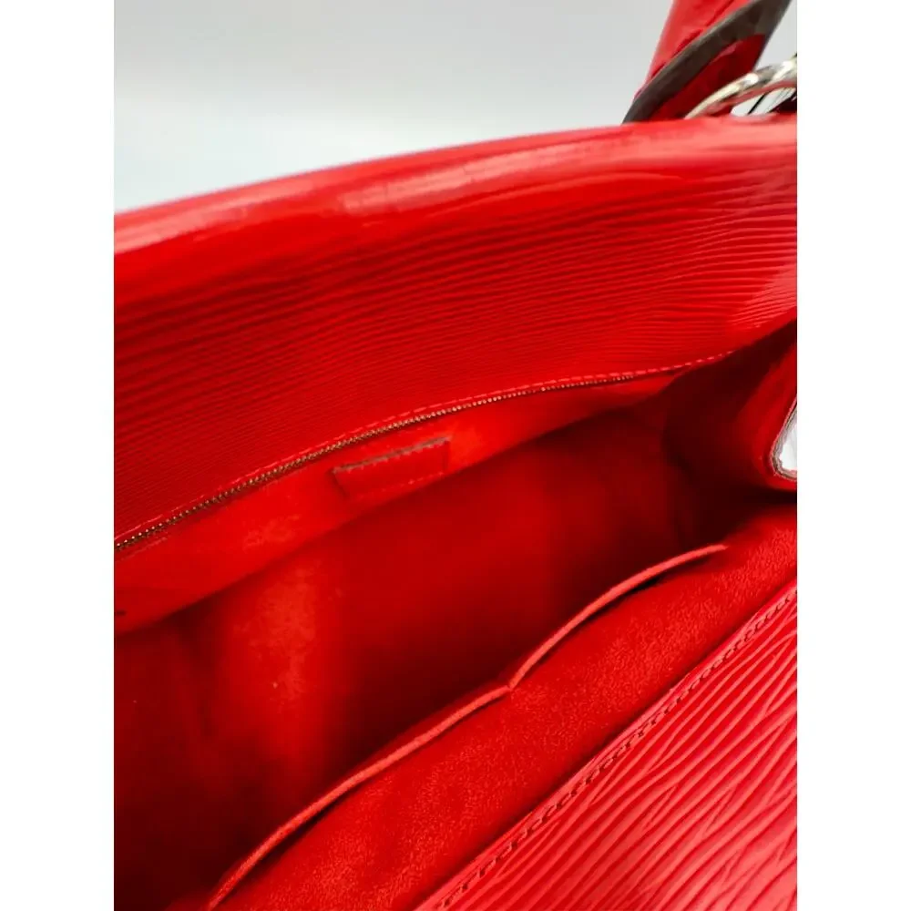 Authentic Louis Vuitton Coquelicot Red Epi Marly BB Handbag Crossbody Bag 2Way